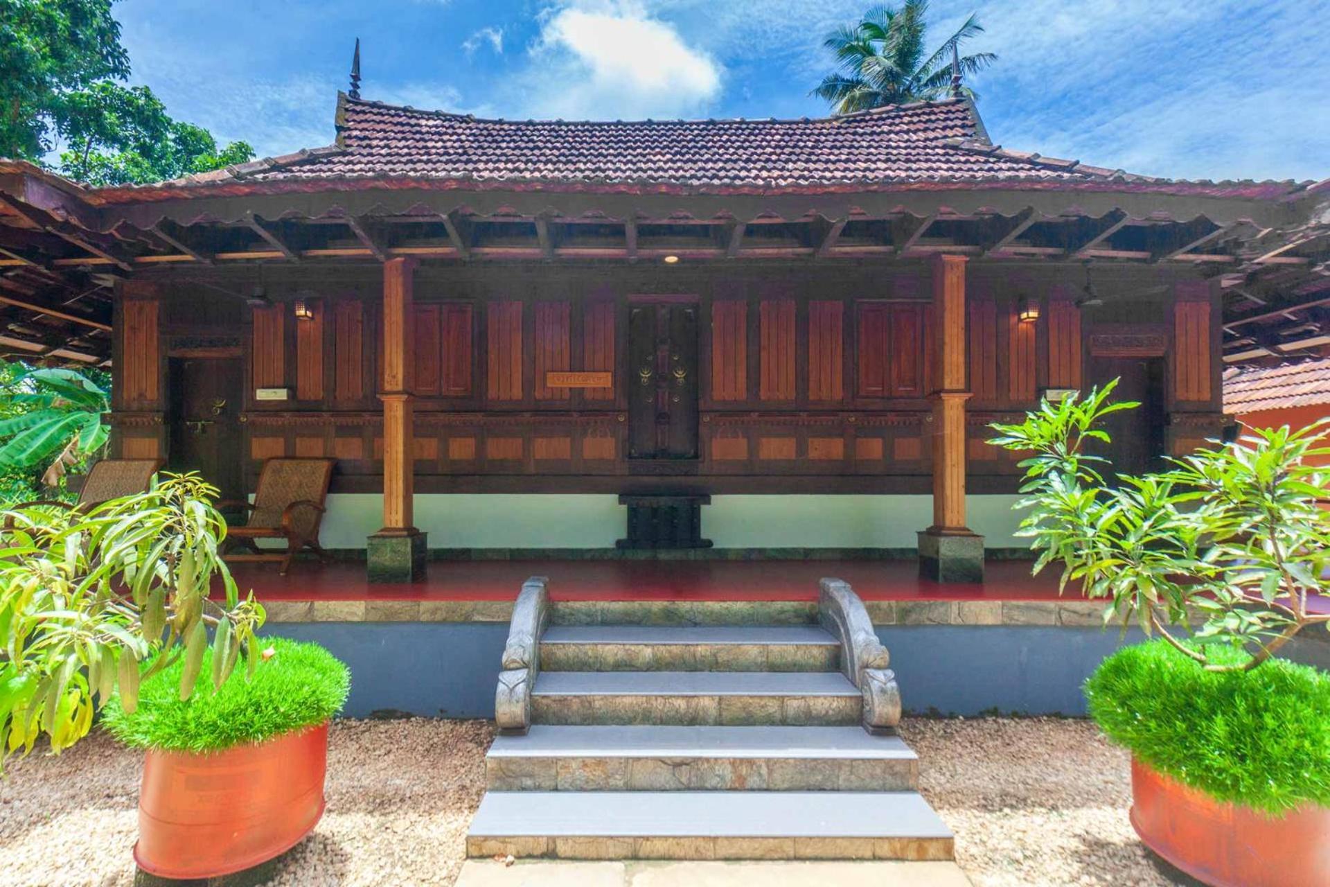 StayVista at La Riva Heritage Villa Alappuzha Eksteriør billede